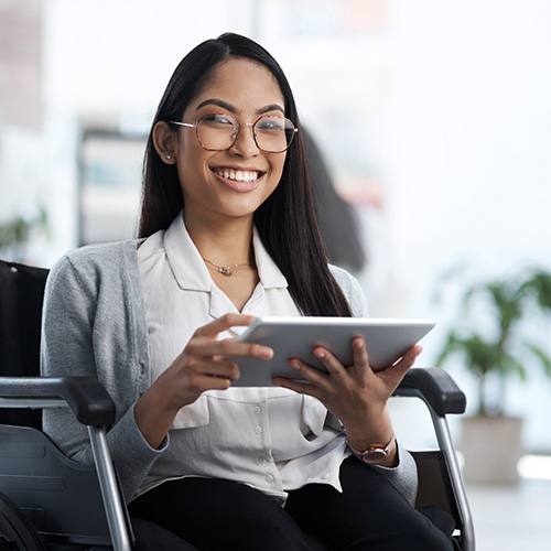 Lady holding a tablet